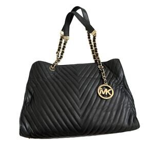 Michael Kors Susannah Chevron Quilted Leather Large Tote Handbag in Black Gold